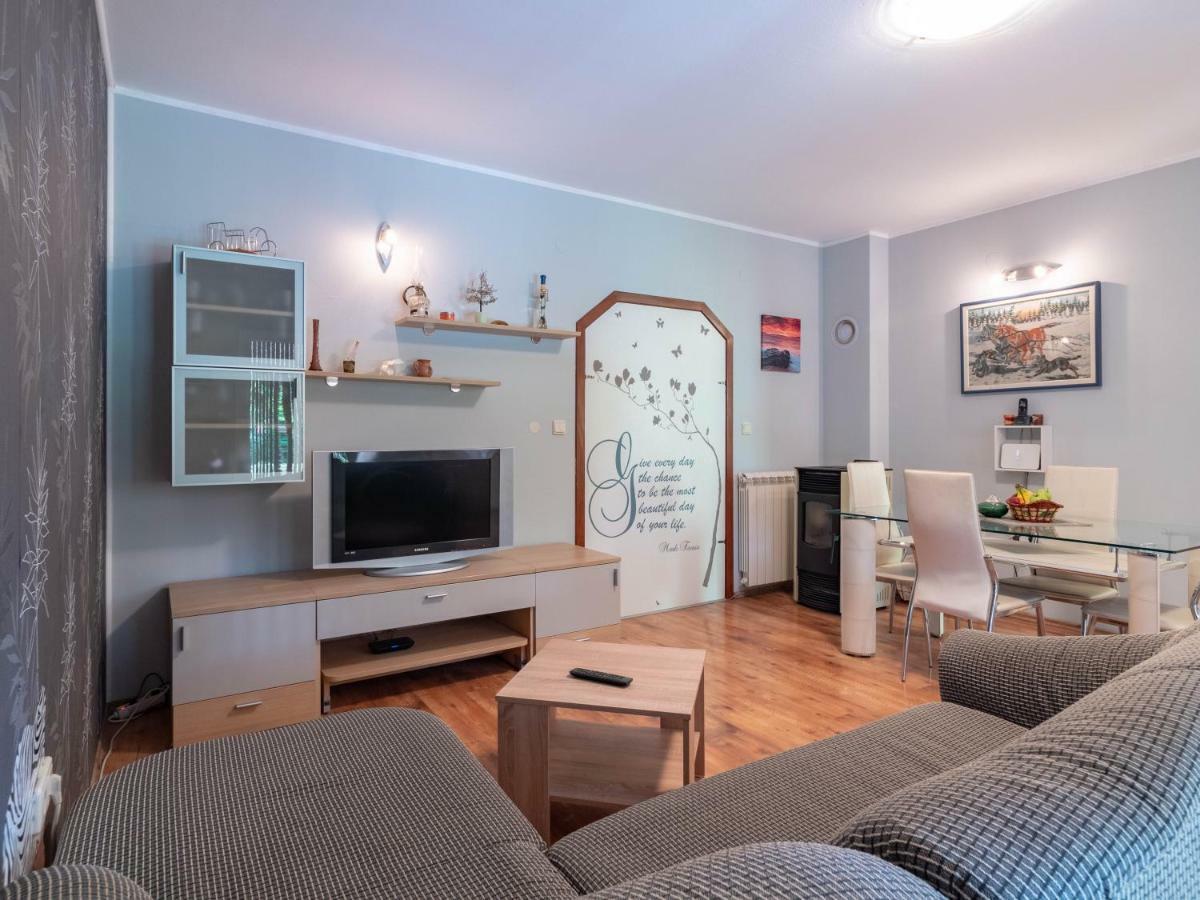Apartman Arijana 3 梅杜林 外观 照片